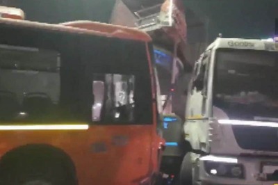 6 Mowed Down as Driver of Electric Bus Loses Control in Kanpur, Several Critically Injured