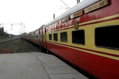 Railways Mulls Increasing Run-Time of Special Mumbai Rajdhani to Make it Stick to Schedule