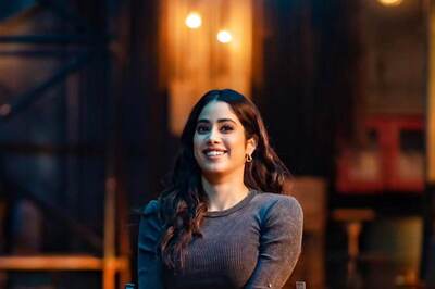 Janhvi Kapoor Wore a Zara Faded Crop Top Worth ₹2,290.00 For Raina Naidu Promo Shoot