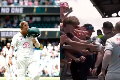 Kisses His Helmet & Gifts it to a Lucky Fan: Warner Leaves Test Arena for the Final Time - WATCH