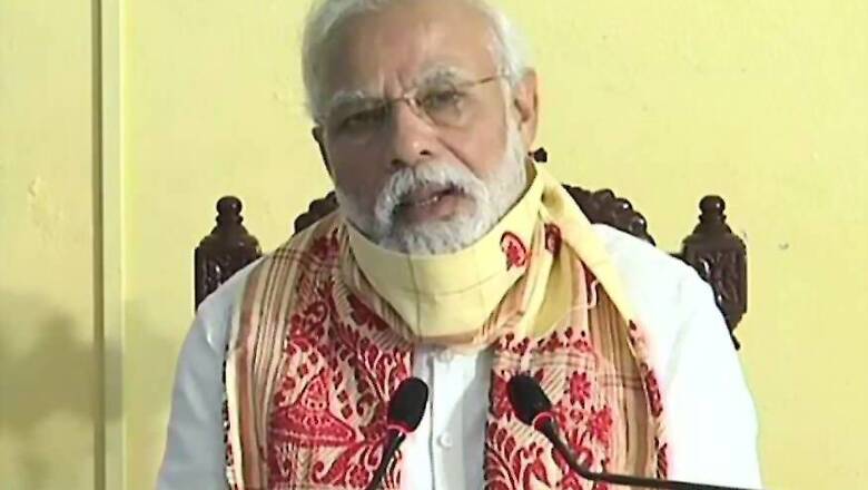 'Invisible Enemy vs Invincible Warriors': PM Modi Hails Healthcare Workers' Role in Covid-19 Battle
