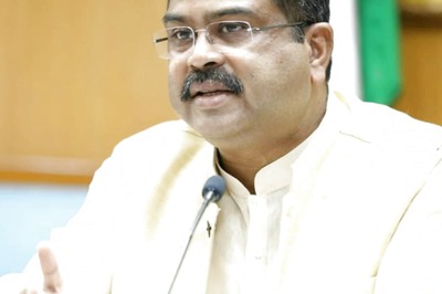 Education Minister to Attend Review Meeting On STARS Project Tomorrow