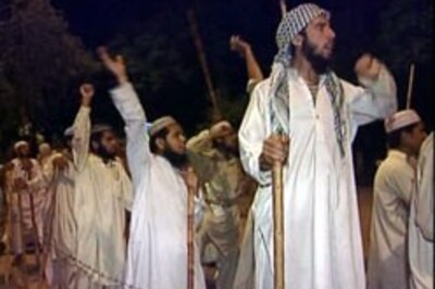 '10,000 suicide bombers in Lal Masjid'
