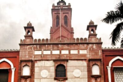AMU Student Union Demands Arrest of Professor Who Said Brahma Raped His Daughter