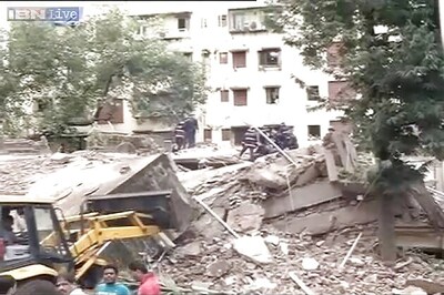 9 dead as 4-storey building collapses in Mumbai