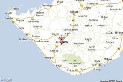 Women farmers send letter written in blood to Narendra Modi