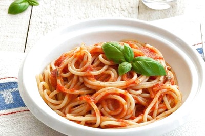 Celebrate Your New Year at Home With This Delicious Spaghetti Recipe