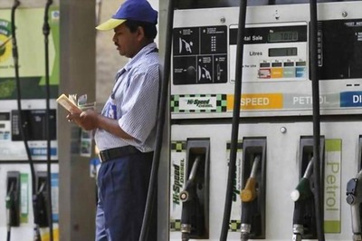 Banks, Oil Companies to Bear Transaction Charges on Fuel Bought Using Cards