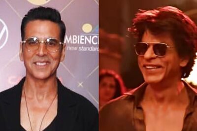 Akshay Kumar Calls SRK Live At Fan's Request; Kapil Sharma Says 'Gauri Bhabhi Bolengi...'