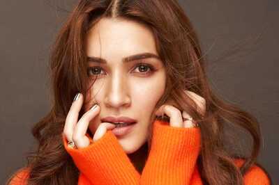 Happy Birthday Kriti Sanon: Watch Best Songs of the Actress That Will Make You Groove