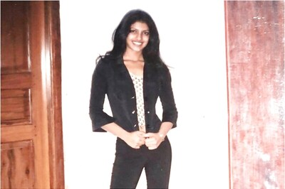 Lean, Mean and All of 17: Priyanka Chopra Shares Throwback Pic from Teenage Days