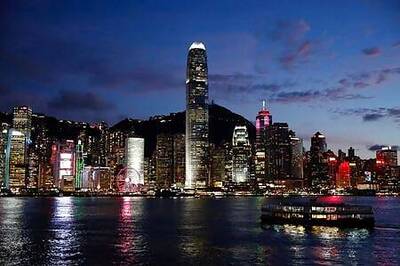 U.S. ends agreements with Hong Kong which says it is a 'pawn'