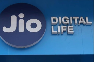 Jio Financial Services Shares Extend Gains For 2nd Session; Locked At Upper Circuit; Details