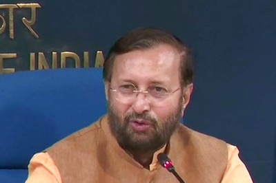Prakash Javadekar Slams Arvind Kejriwal for Indulging in Blame Game over Air pollution in Delhi