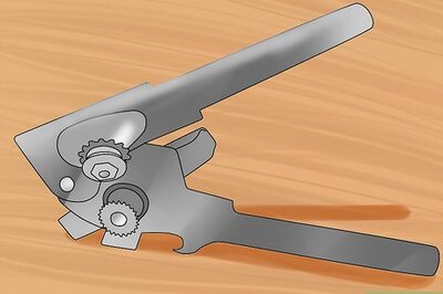 How to Open Rigid Plastic Clamshell Packages Safely