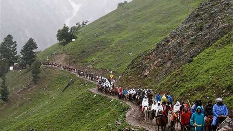 Amarnath Yatra crosses 2 lakh pilgrim mark