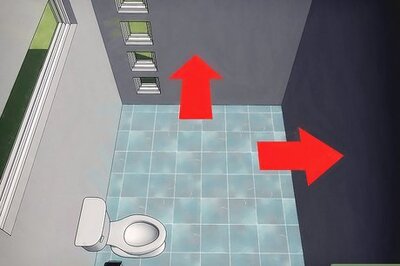 How to Use Black Decor in a Bathroom