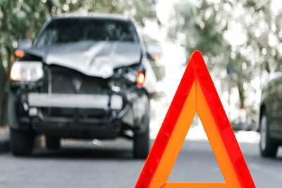 Two Killed as Truck Hits Bus on Samruddhi Expressway in Maharashtra