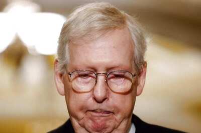 Freezing Mid-speech, Tripping on Sandbags: First Biden, Now Mitch McConnell Highlight Old Age of US Leaders