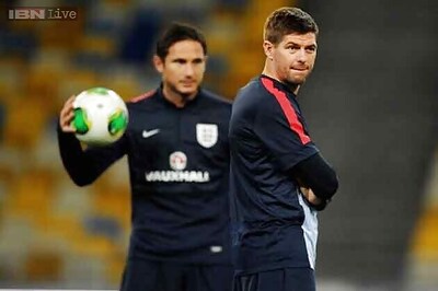 Steven Gerrard tells Frank Lampard -  'It's war'