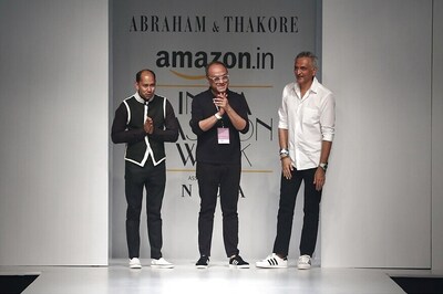 AIFWSS'18: Abraham & Thakore Celebrate 25 Years With Elegant Black And White Line