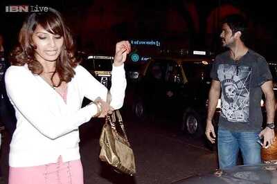 These are mere reports, will confirm when it happens: Harman Baweja on engagement to Bipasha Basu