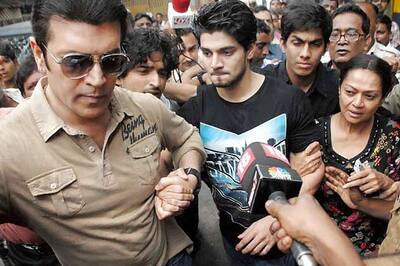 Snapshot: Zarina Wahab and Aditya Pancholi escort son Suraj back home