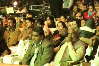 Kasganj MLAs Enjoyed Kailash Kher Concert a Day After Their Constituencies Were Singeing