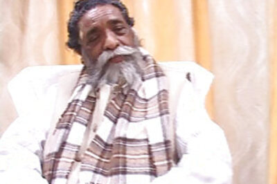 Jharkhand releases 2 suspected Maoists for officer