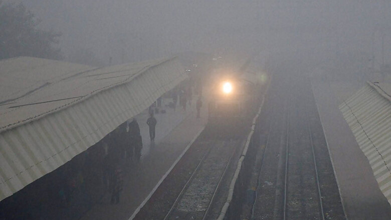 3 Trains Cancelled, 41 Delayed Due to Fog