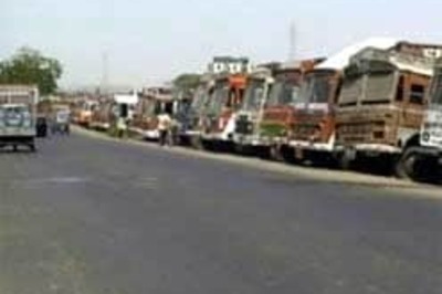 6 mn trucks off roads; strike may hit supplies