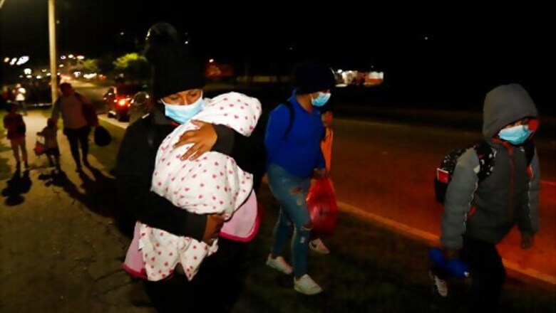 Hundreds Of Migrants Set Off From Honduras Toward US Border