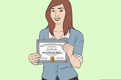 How to Become a Cosmetologist