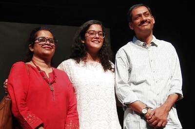 Ghaziabad Girl Scores 499 Out of 500, Tops CBSE Class 12