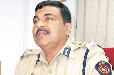 Former Mumbai police chief admitted to hospital