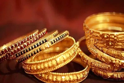 Gold Price Today: Yellow Metal Touches Rs 48,000; Investors Advised to 'Go Long'