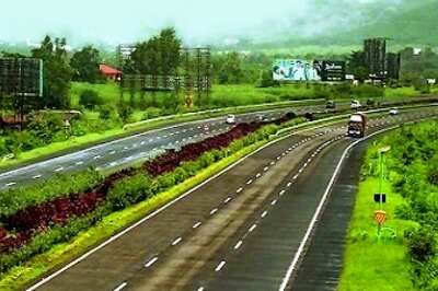 Delhi-Mumbai Expressway: Gear Up to Drive on Sawai Madhopur-Jhalawar And Bharuch-Surat Sections This Year