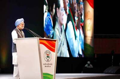 Prime Minister Narendra Modi Promised 2 Crore Jobs, We Have not Seen Even 2 Lakh: Manmohan Singh