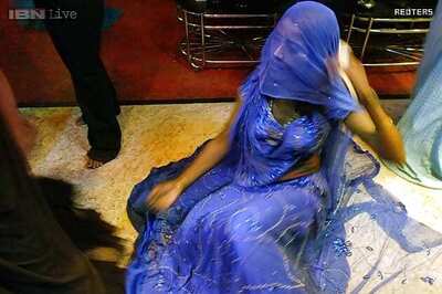 Maharashtra Cabinet passes law banning dance bars in state