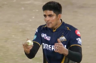 Shubman Gill Livid After Controversial Call; Gets Involved in Heated Argument With Umpire | WATCH