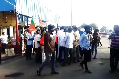 BJP Workers Protest against Tamil Actor Vijay’s Shoot in Neyveli Mining Area