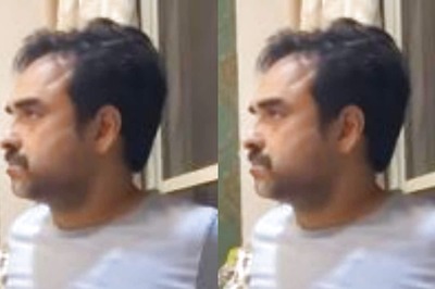 Pankaj Tripathi Displays Dholak Skills in Viral Video, Fans Impressed By His Talent