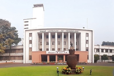 After 20 People Test COVID Positive, IIT Kharagpur Shuts Campus