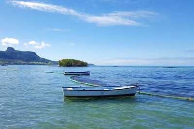 Sri Lanka Preps for 'Worst Case Scenario' of Oil Spill from Sinking Ship