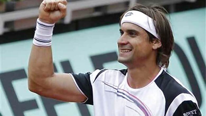 Ferrer, Janowicz reach Paris Masters semis