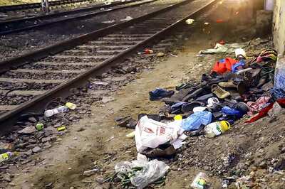 26-Year-Old Killed After Falling from Train While Chasing Mobile Phone Snatcher in Howrah