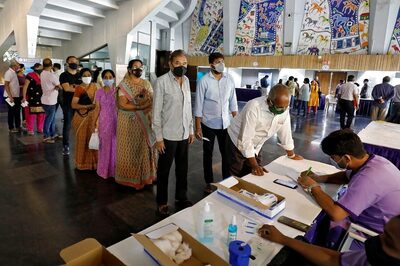 First Day of Precaution Dose Rollout Sees About 10,000 Shots Administered; Pace 'Sluggish' in Delhi