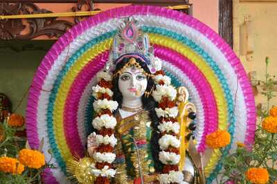 Basant Panchami 2024: Step-By-Step Guide to Perform Saraswati Puja at Home