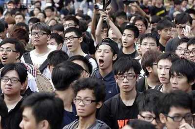 Chinese media warns against Hong Kong-style protests in China