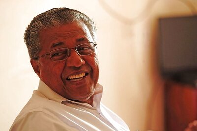 Kerala CM Seriously Mulling Opening Pubs Across State for Late-night Employees to Unwind